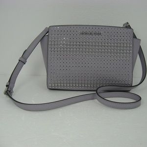Michael Kors Selma Stud MD Messenger Lilac 3712